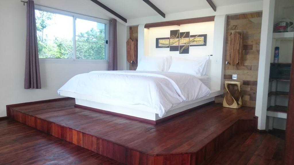 Horizon Luxury Pool Villas Koh Tao Room photo